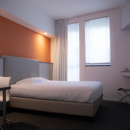 Executive Inn Boutique Hotel Brindisi Ruang foto