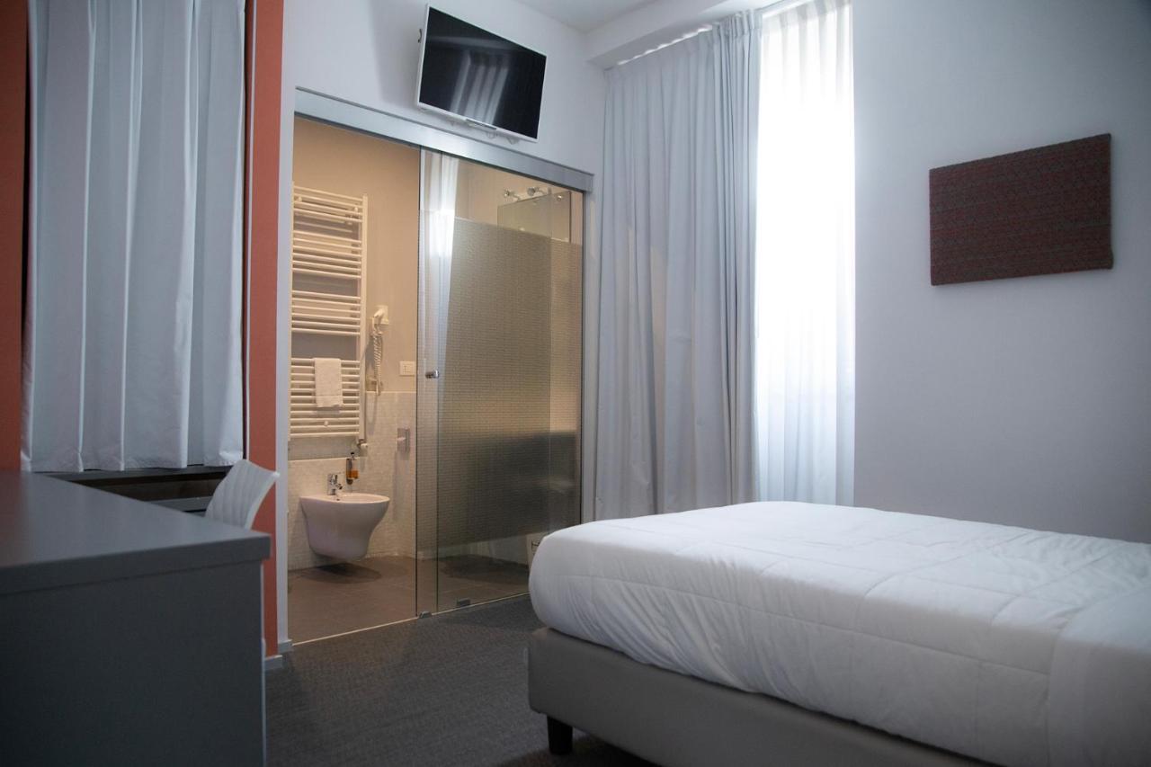 Executive Inn Boutique Hotel Brindisi Bagian luar foto