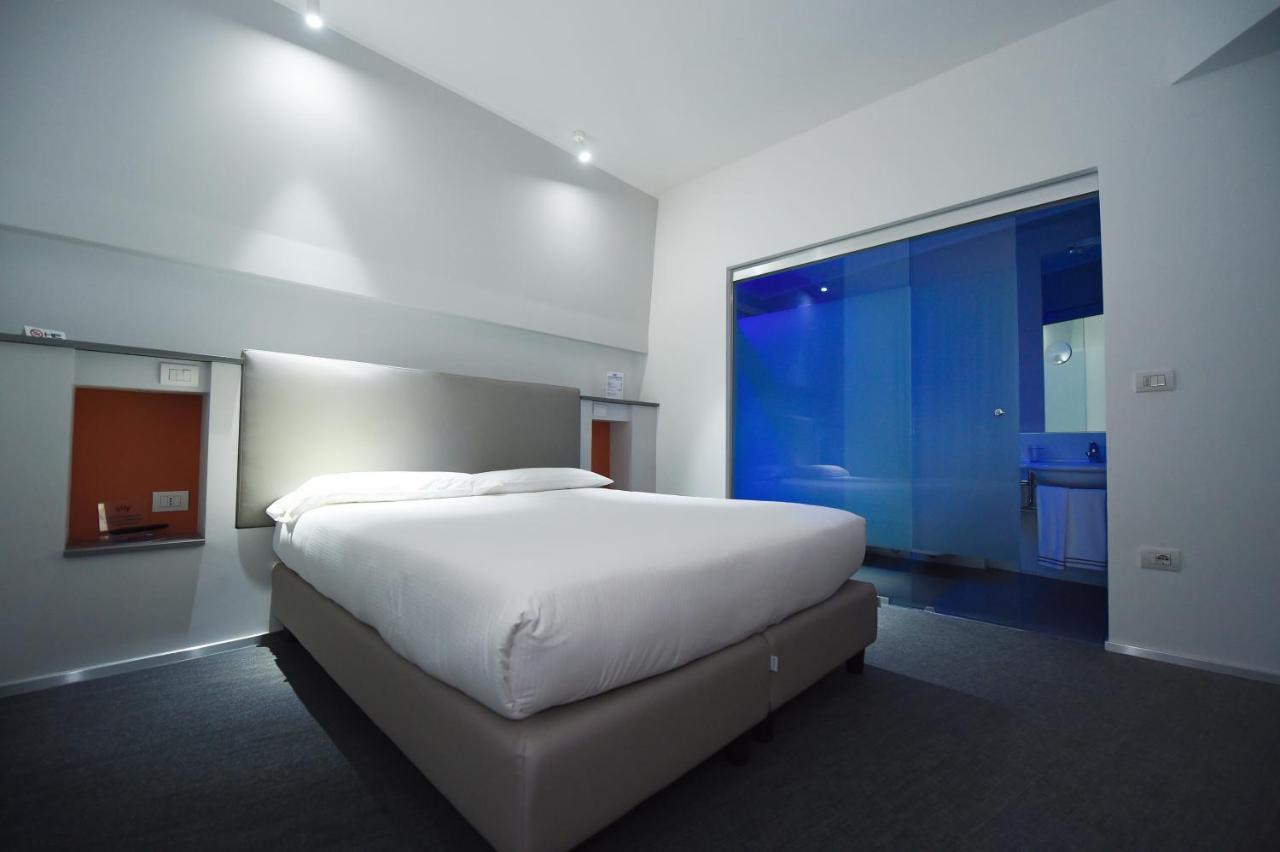 Executive Inn Boutique Hotel Brindisi Bagian luar foto