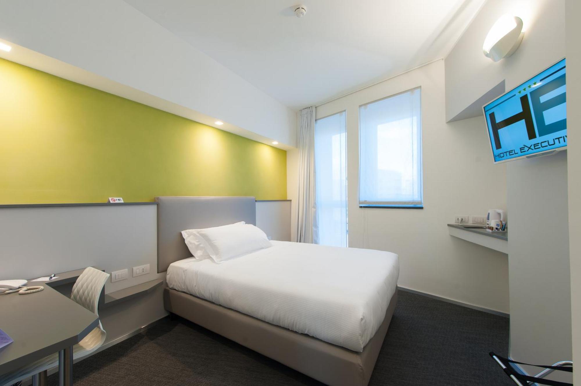 Executive Inn Boutique Hotel Brindisi Ruang foto