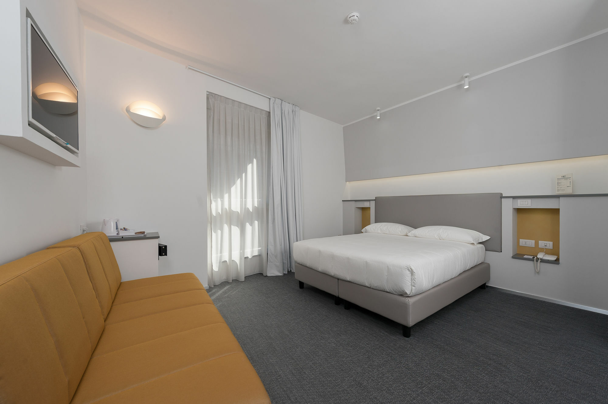 Executive Inn Boutique Hotel Brindisi Bagian luar foto